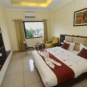 Sanobar Hotel